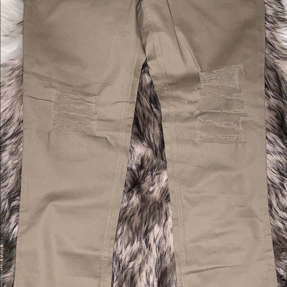 👖 NWOT. WOMENS DISTRESSED DICKIE BRAND JEANS - Picture 6 of 8